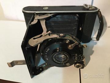 Macchina fotografica NAGEL VOLLENDA del 1934