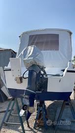 Pilotina con motore YAMAHA Top 700 40cv