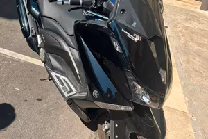 TMAX 530 Black Edition