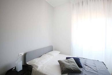 Stanza in appartamento di 73 m² a Modena