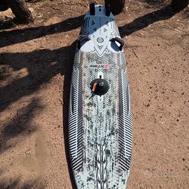 Tavola da windsurf RRD da 105 litri
