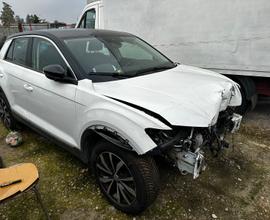 Volkswagen t roc 2020 incidentata