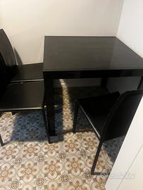 Tavolo nero allungabile
