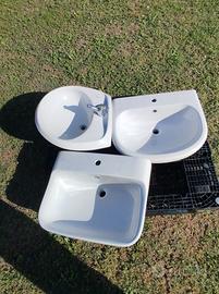 Stock Sanitari Lavandini in Ceramica con Colonne