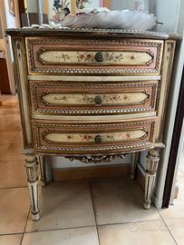 Mobiletto stile barocco veneziano