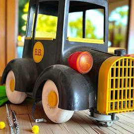 Auto e statuette Banda Bassotti