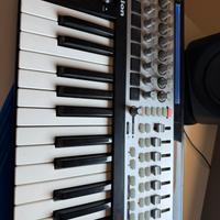 Novation 25SL MKII