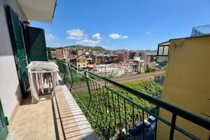 Appartamento a Napoli Via diomede carafa 3 locali
