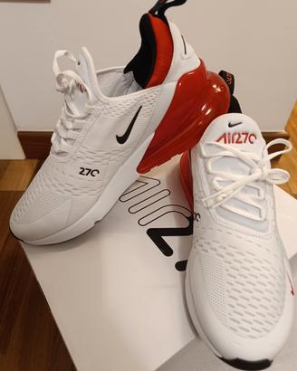 Nike AIR 270