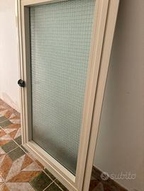 Finestra in alluminio, no pvc.