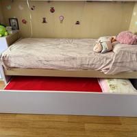 Letto singolo con doppio letto a cassettone