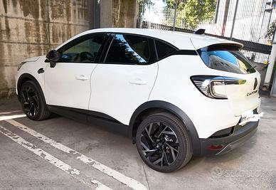 Renault Captur full Hybrid Esprite ALPINE 160 cv