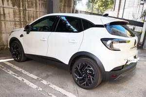 Renault Captur full Hybrid Esprite ALPINE 160 cv