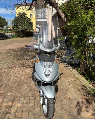 Scooter 125cc malaguti warrior f18
