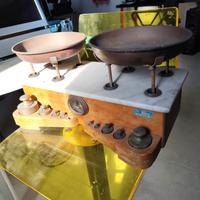 Bilancia Vintage Curioni con base in marmo