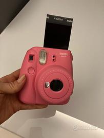 Polaroid instax mini 9