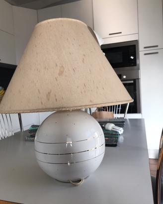 Lampada da tavolo