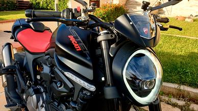 Ducati Monster 937