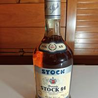 Bottiglia Brandy Stock 84 numerata e di qualità