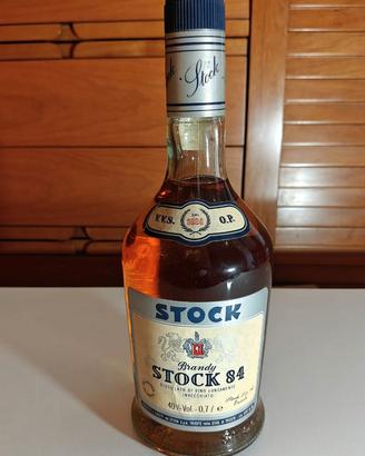Bottiglia Brandy Stock 84 numerata e di qualità