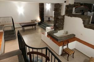 Santa Tecla-Splendido Casale Ristrutt.- 2.500