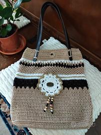 Borsa a spalla fatta a mano