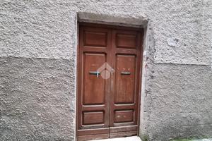 2 LOCALI A SEGNI