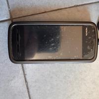 Nokia 5230 (ancora pellicola sullo schermo)