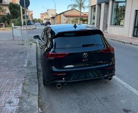 Golf VIII GTI NO SCAMBI O PERMUTE