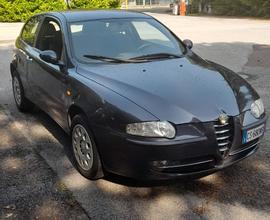 Alfa romeo 147 1.9 jtd 116 cv con 110.000km