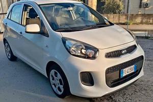 kia picanto 1.0 benzina GPL 2016 180.000 km
