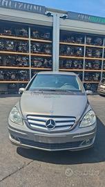 RICAMBI USATI MERCEDES CLASSE B 2007 MOTORE 640941
