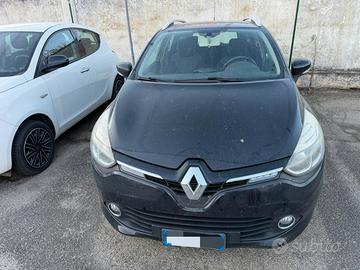 Renault Clio Sporter 1.5 dCi 8V 75CV COSTUME NATIO