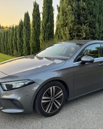 MERCEDES-BENZ A 180 d Automatic UNIPROPRIETARIO