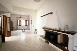 Indipendente con cortiletto e veranda a Domusnovas