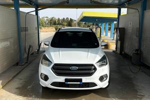 FORD KUGA ST LINE 2.0 150cv del 2017