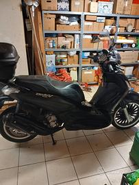 Scooter Piaggio Beverly 300