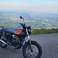 Moto Guzzi V7 special 2014