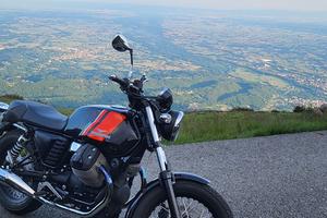 Moto Guzzi V7 special 2014