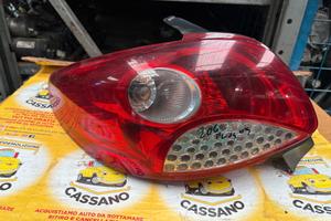 FARO POSTERIORE SINISTRO PEUGEOT 206 PLUS ANNO:200