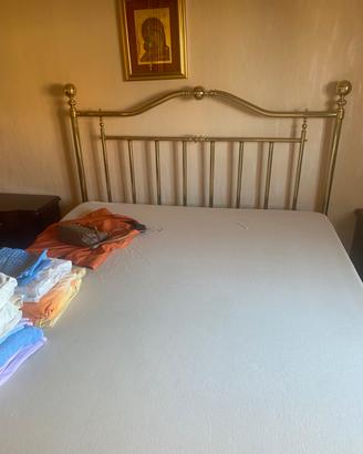 Letto matrinoniale