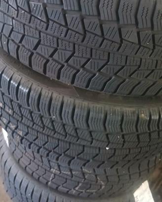 Cerchi in lega 16" Mak + treno di gomme invernali