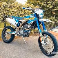 NUOVO MOTARD Suzuki VALENTI SM 125Z-QUALITA'ITALIA