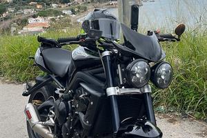 Triumph street triple 675