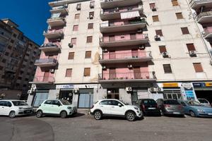 Ampio 5 vani in zona via oreto