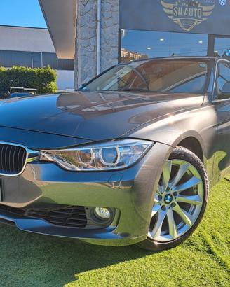 Bmw 330dA Touring Luxury/ AUT