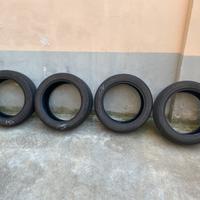 Set 4 gomme estive Pirelli 19”