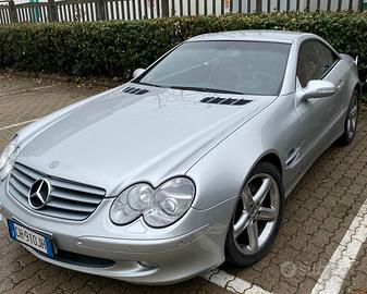 MERCEDES SL350 CON "INTERNI IN PELLE ROSSO CARTIER