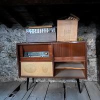 Modernariato Mobile radio completo di giraduschi