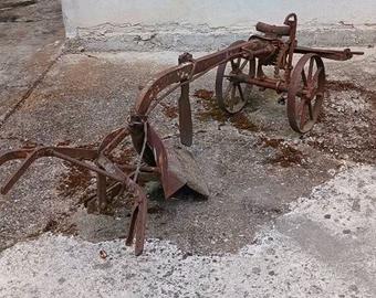 Aratro d'epoca